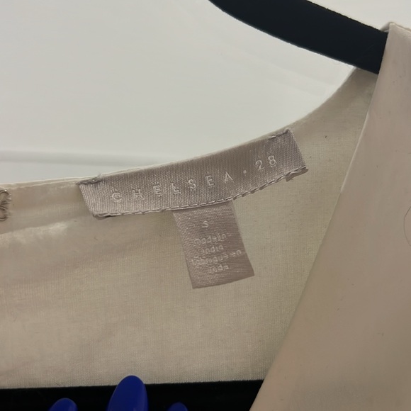 White linen dress - Picture 2 of 2